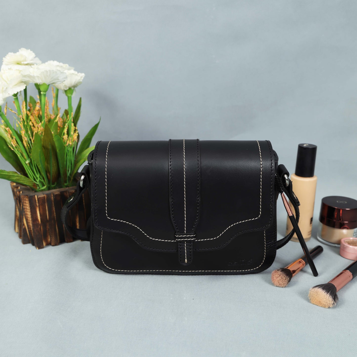 Elevate Your Style with our Leather Sling Bag  The Perfect Fashion Accessory. Art: BG-1459