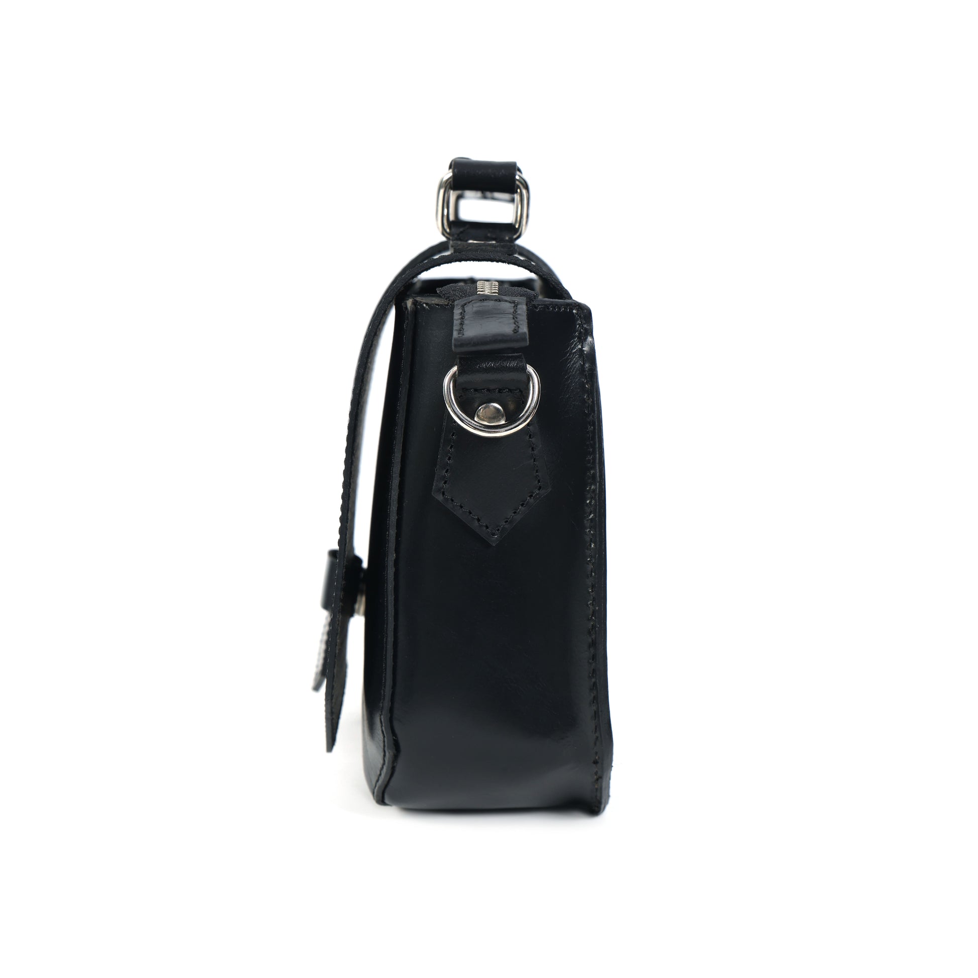 Classic Leather Sling Bag - The Epitome of Style and Functionality.  Art: BG-1415
