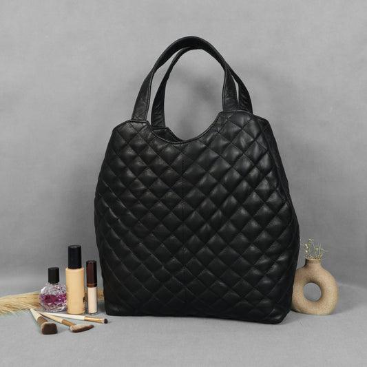 Elegant Black Pure Leather Tote Bag for Women  Classic & Versatile. BG-1632