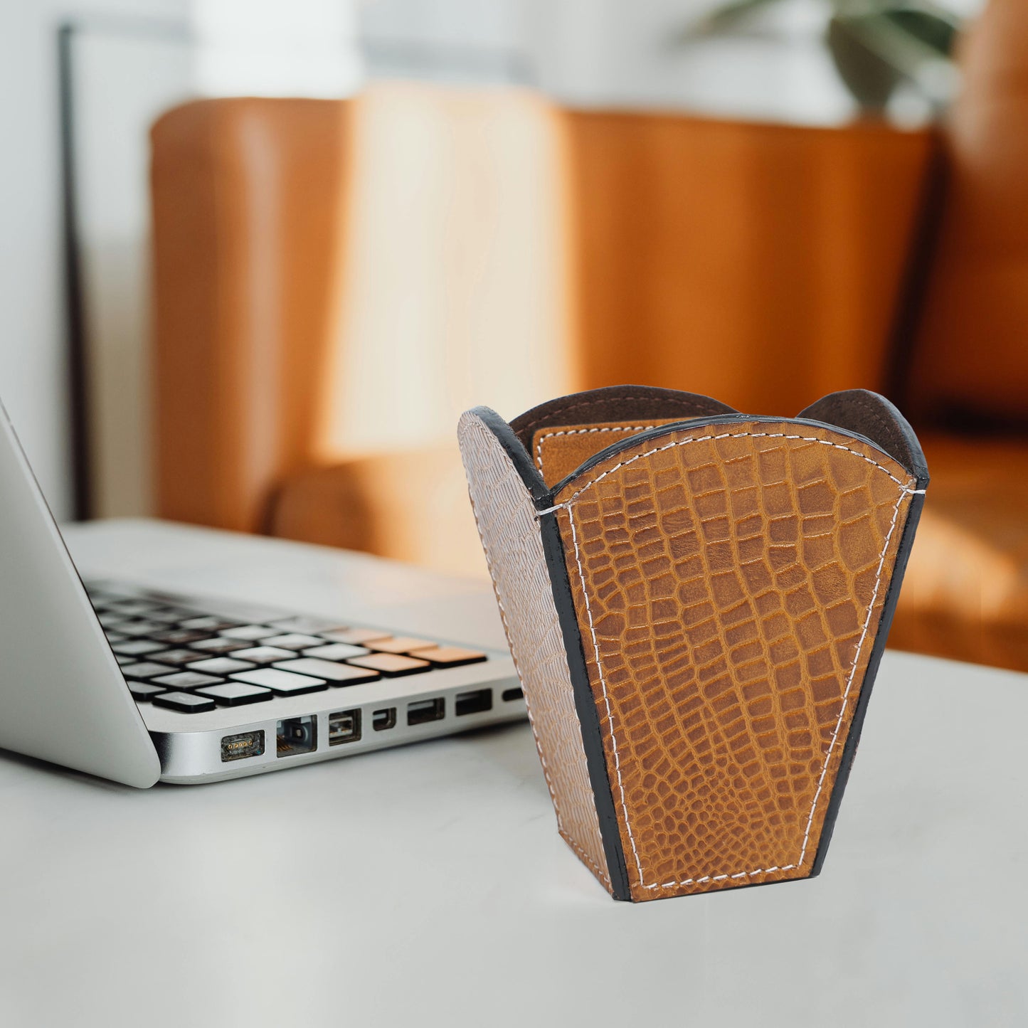 Luxury Leather Pen Holder | Stylish Desk Organizer for Office & Home Art:-LP-02
