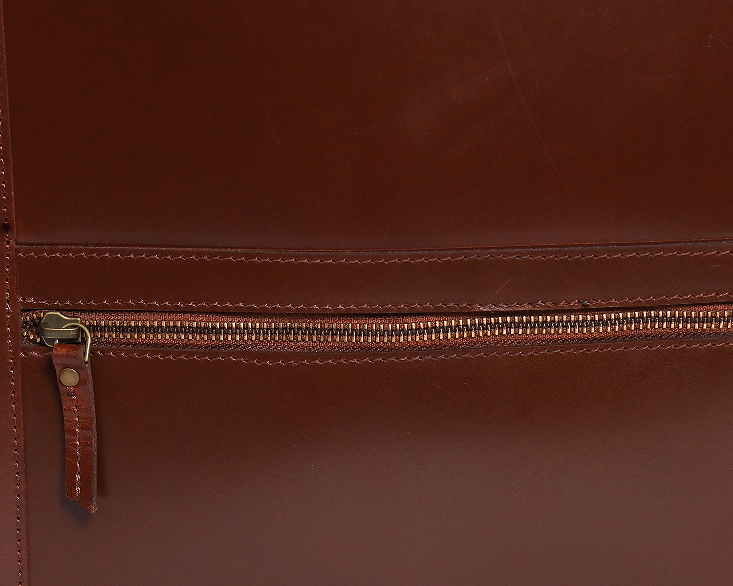 Premium Full-Grain Leather DSLR Camera Messenger & Travel Photography Bag