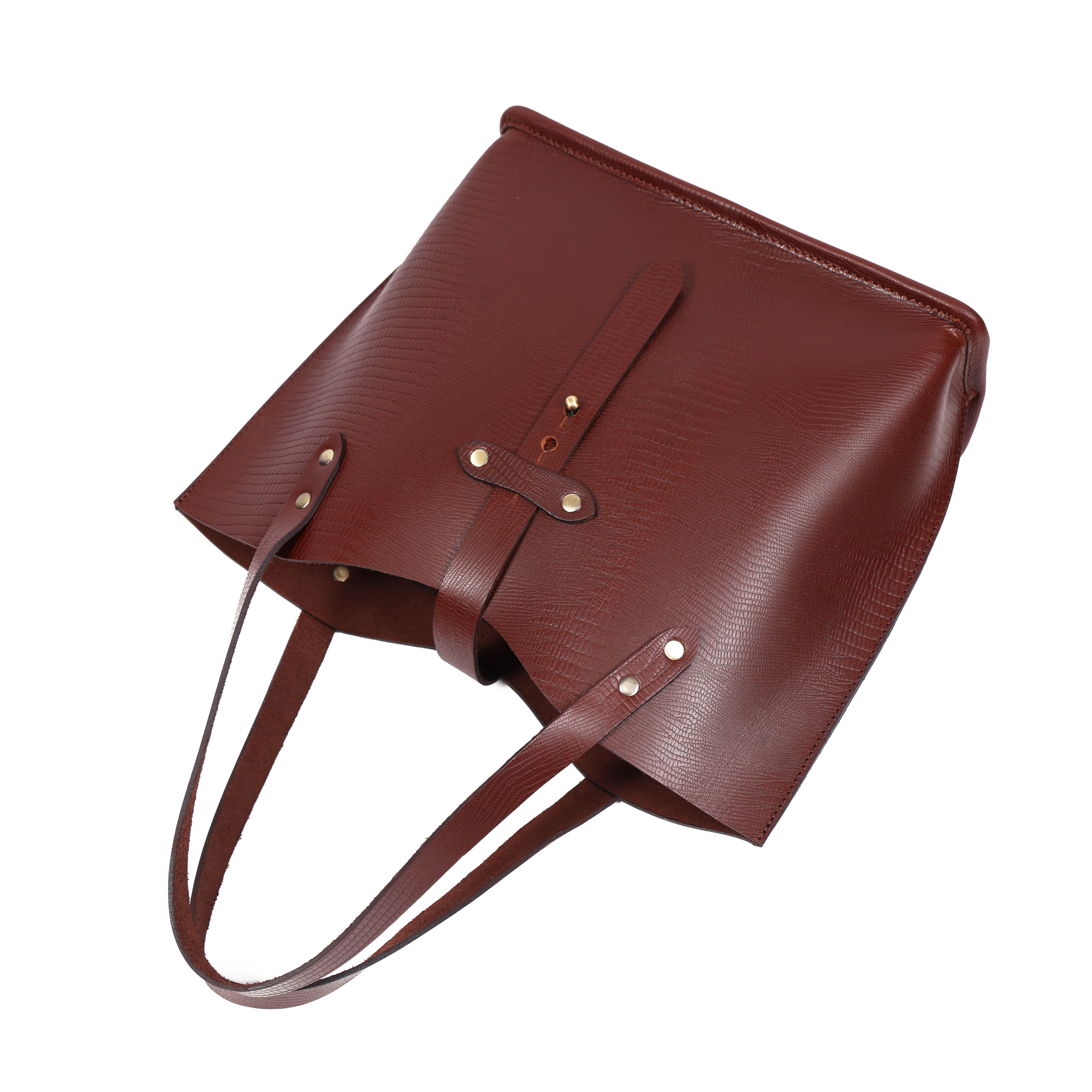Fashionable Leather Handbag Chic & Attractive Design for Every Occasion,Art:-BG-1404 L