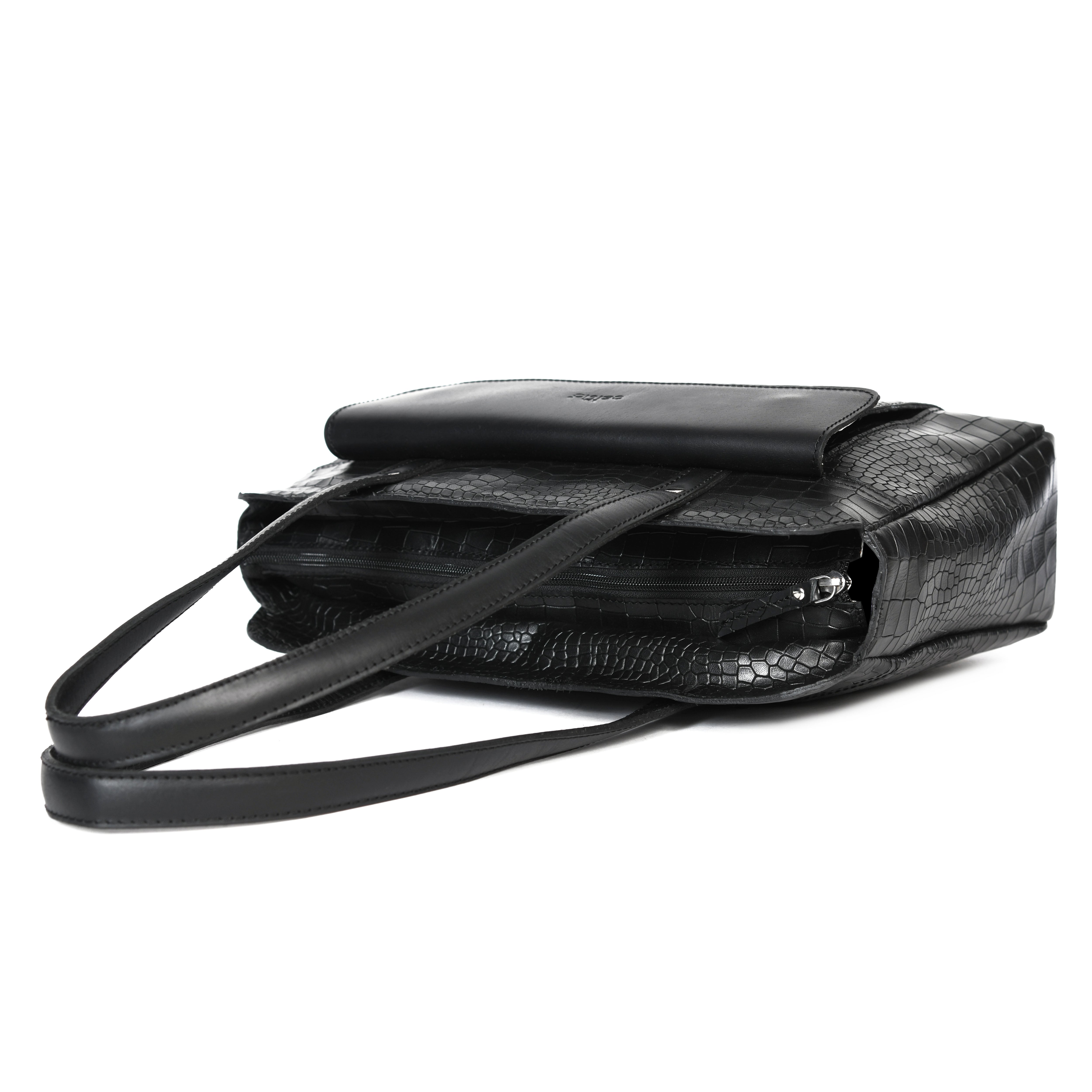 Extra Spacious Stylish Leather Shoulder Bags Perfect for Every Occasion, ART:-BG-1607