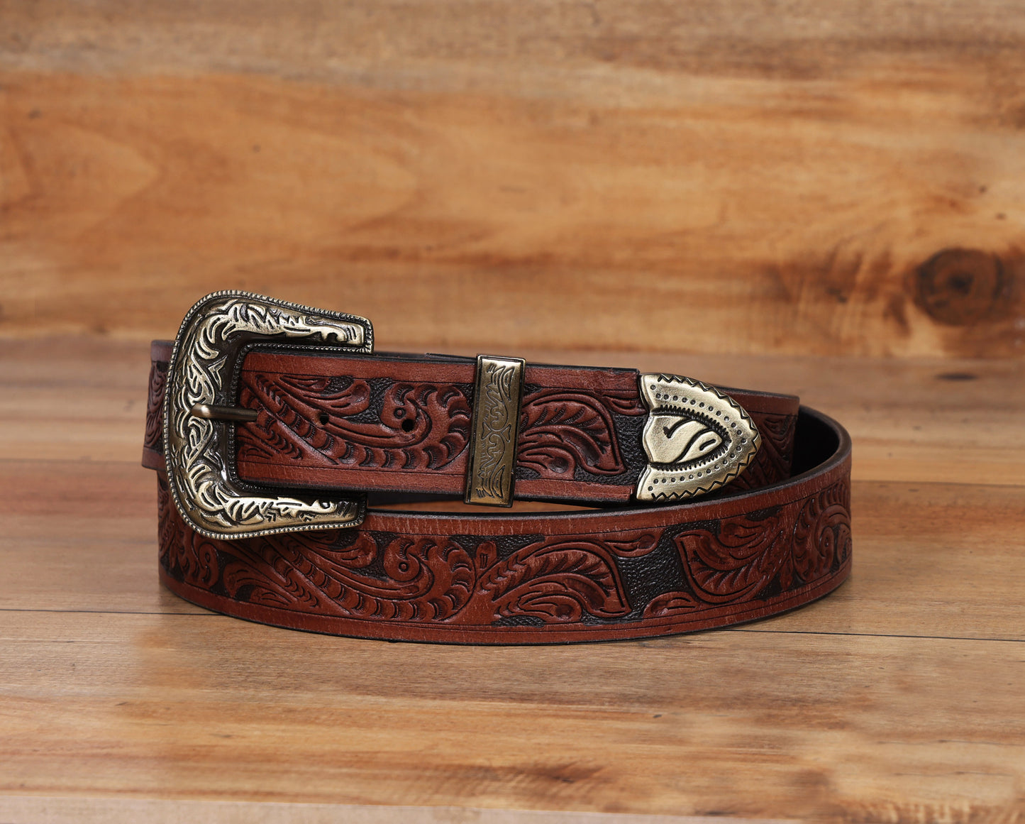 Artisanal Mastery: Hand-Carved Leather Belts for Timeless Style Art: LB-811