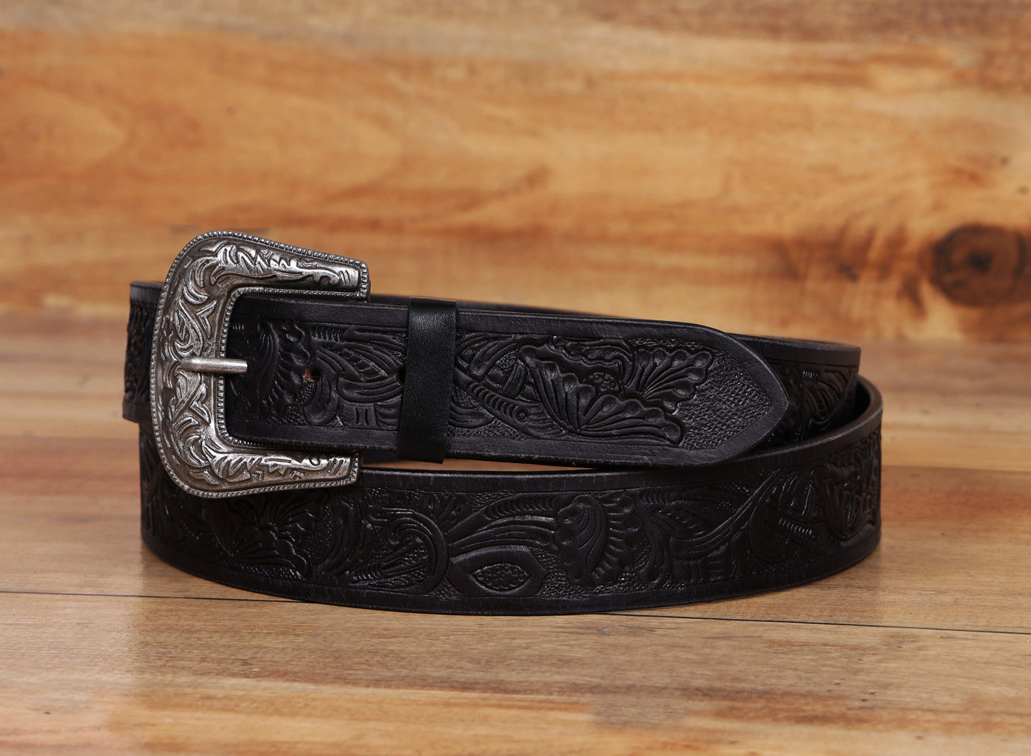 "Sophisticated Craftsmanship: Hand-Carved Black Leather Belts" Art: LB-815