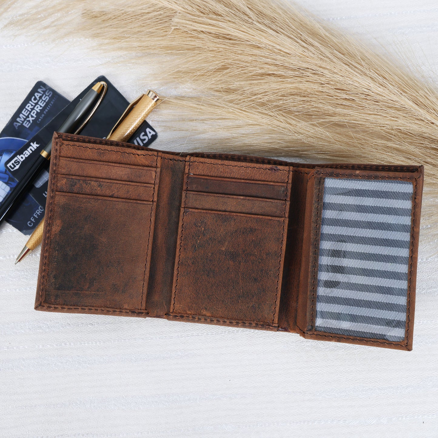 Vintage Leather Wallet, Art:- LA-1405