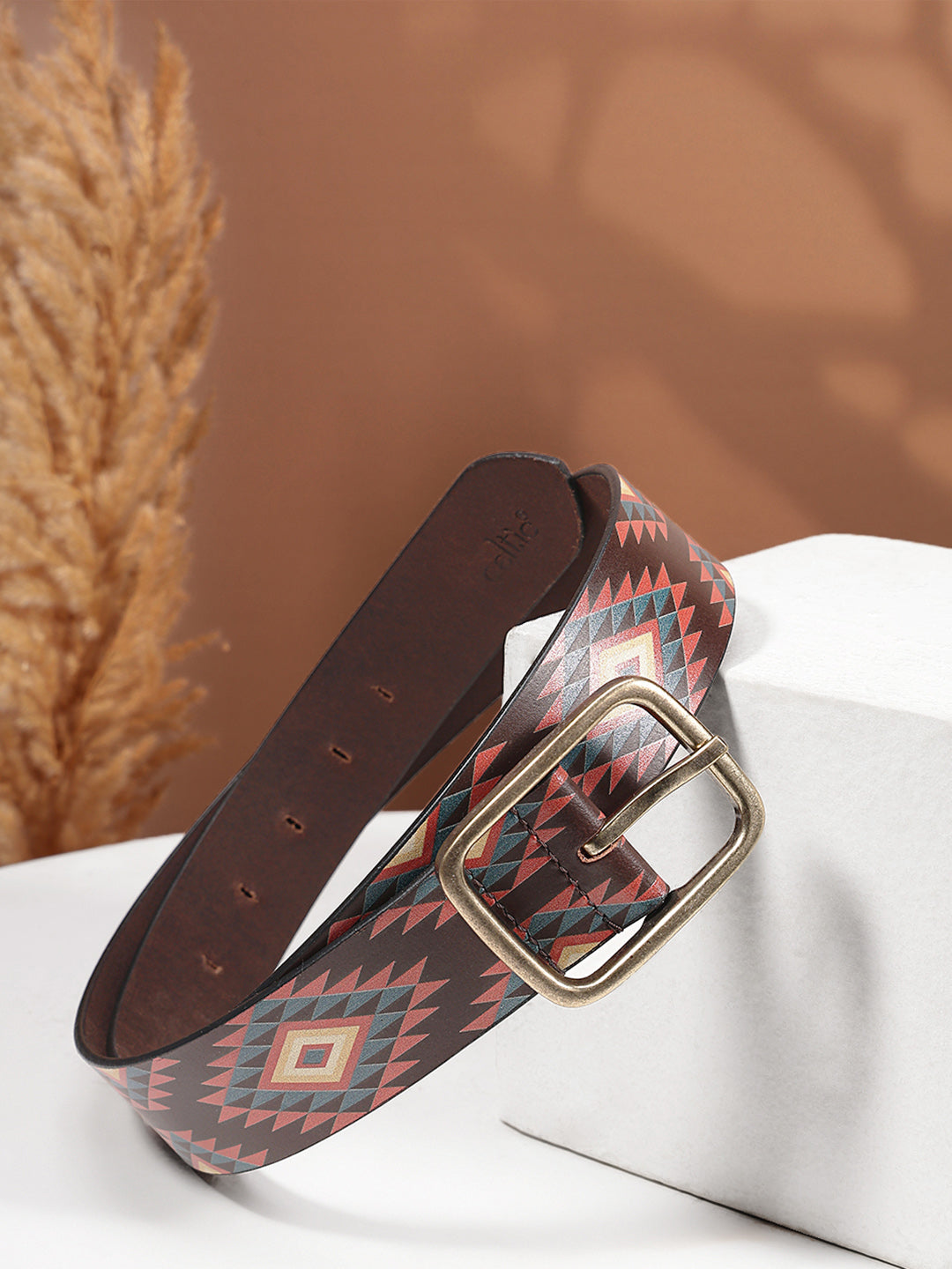 Unisex Ethnic Geometric Pattern Belt with Metal Buckle for Casual Traditional Wear