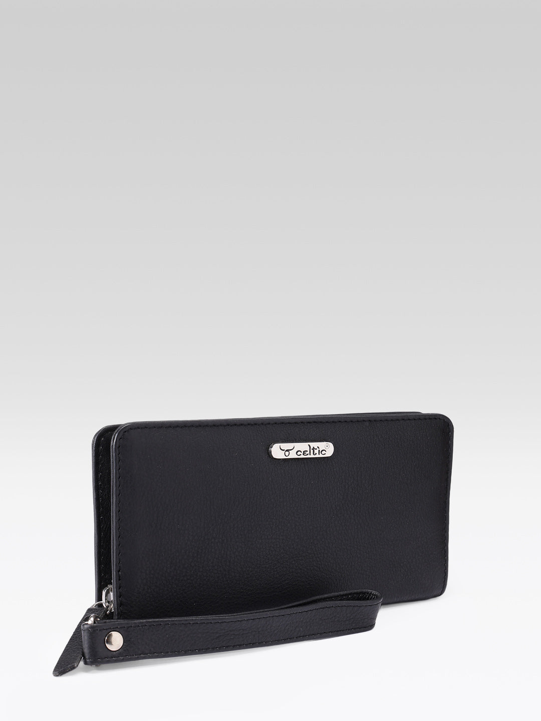 Stylish Ladies' Black Clutch - Timeless Elegance and Versatility
