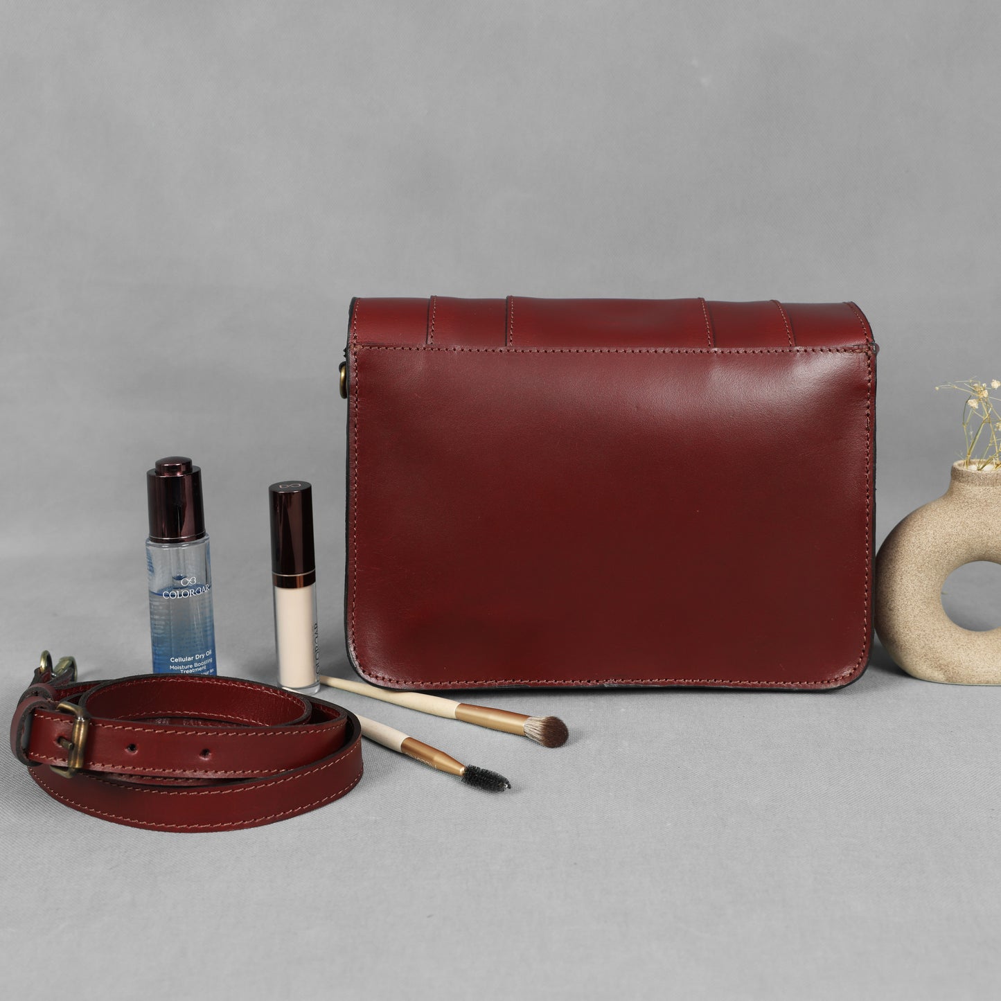 Brown Leather Sling Bag – Stylish Crossbody Bag for Men & Women.LB-1635