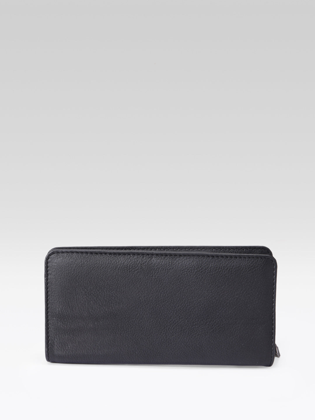 Stylish Ladies' Black Clutch - Timeless Elegance and Versatility