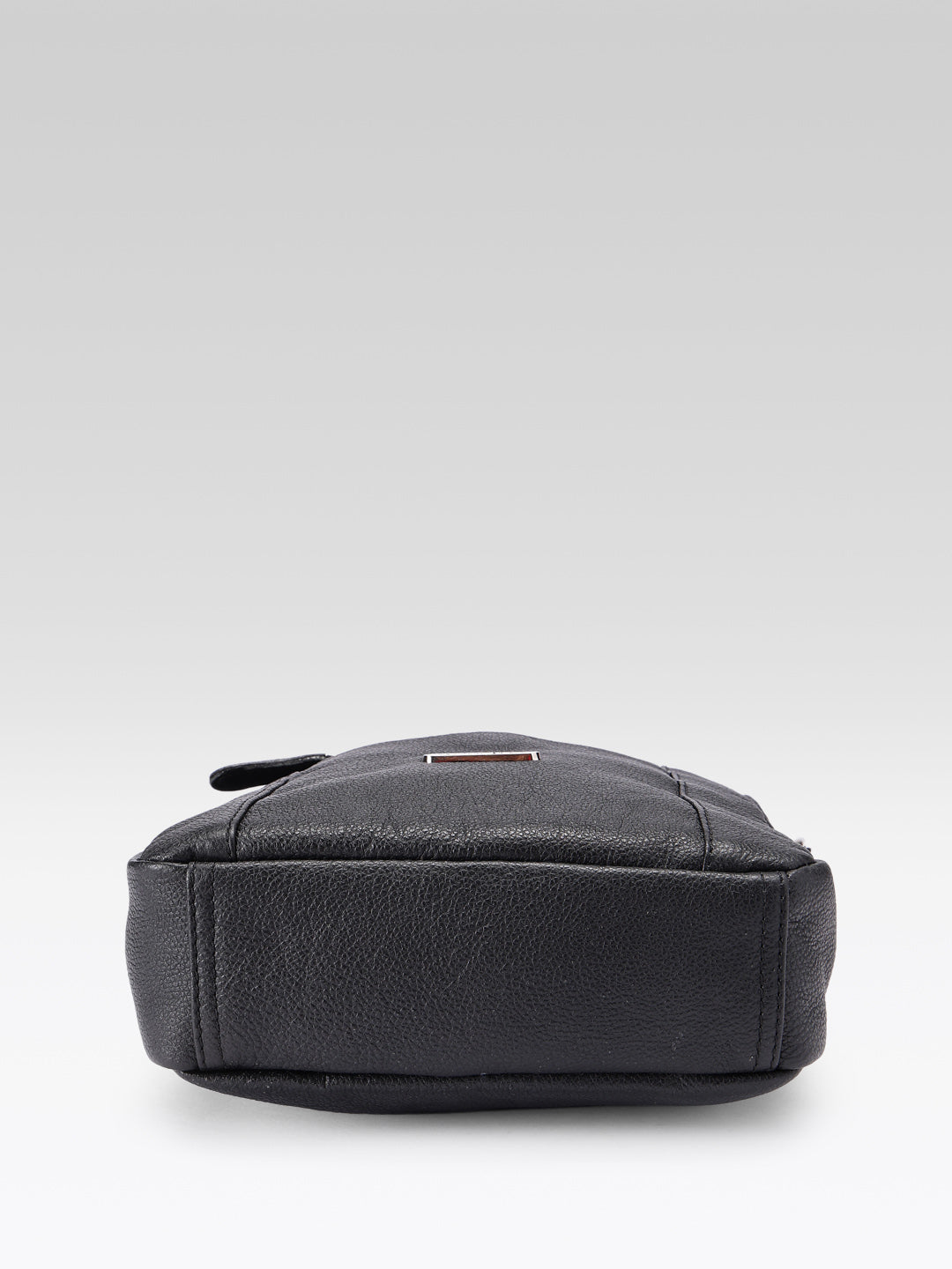 Premium Genuine Leather Crossbody Bag with Adjustable Strap & Multiple Zip Pockets