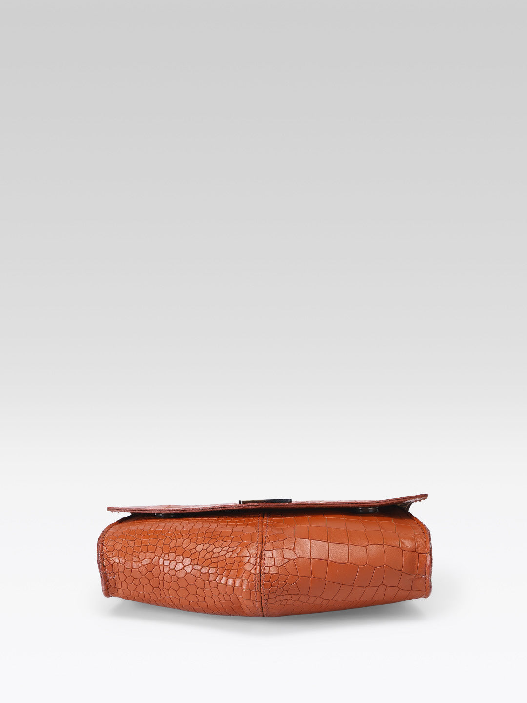 Premium Textured Leather Flap Sling Bag with Adjustable Strap & Inner Zip Pocket