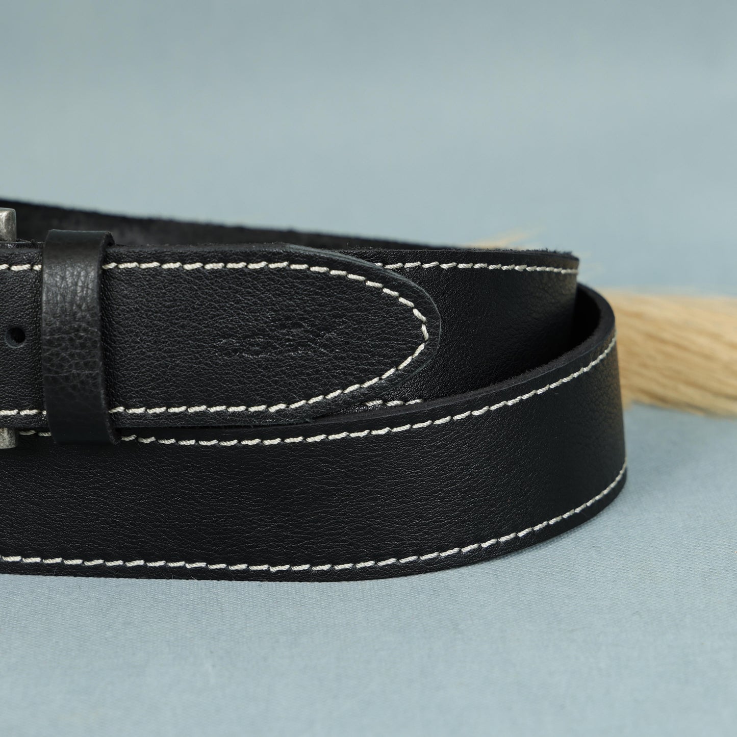 Stylish Girls' Leather Belt with Stitching  Trendy Kids' Accessory, ART:-LB-830