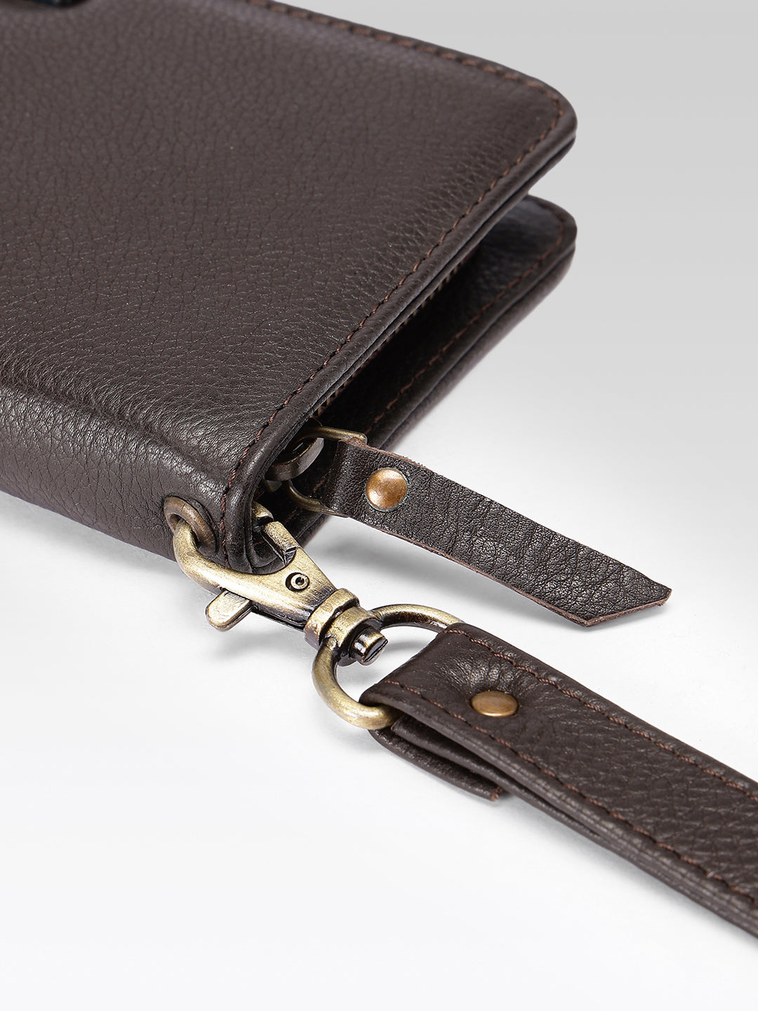 Stylish Ladies' Black Clutch - Timeless Elegance and Versatility