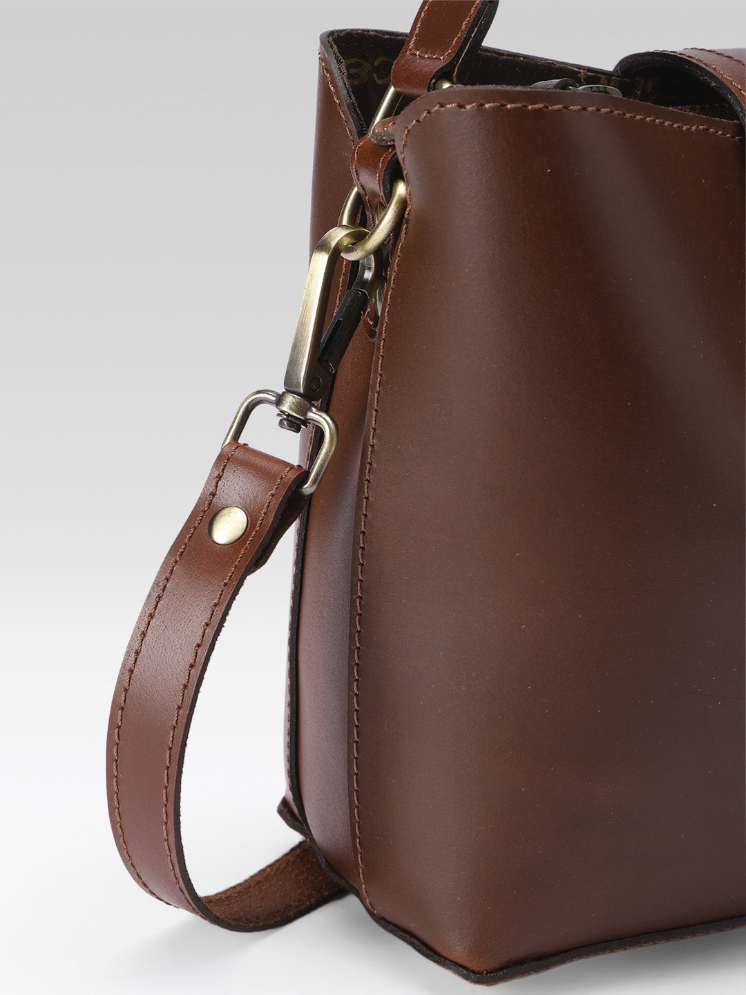 Premium Genuine Leather Structured Handbag with Top Handle & Zip Closure