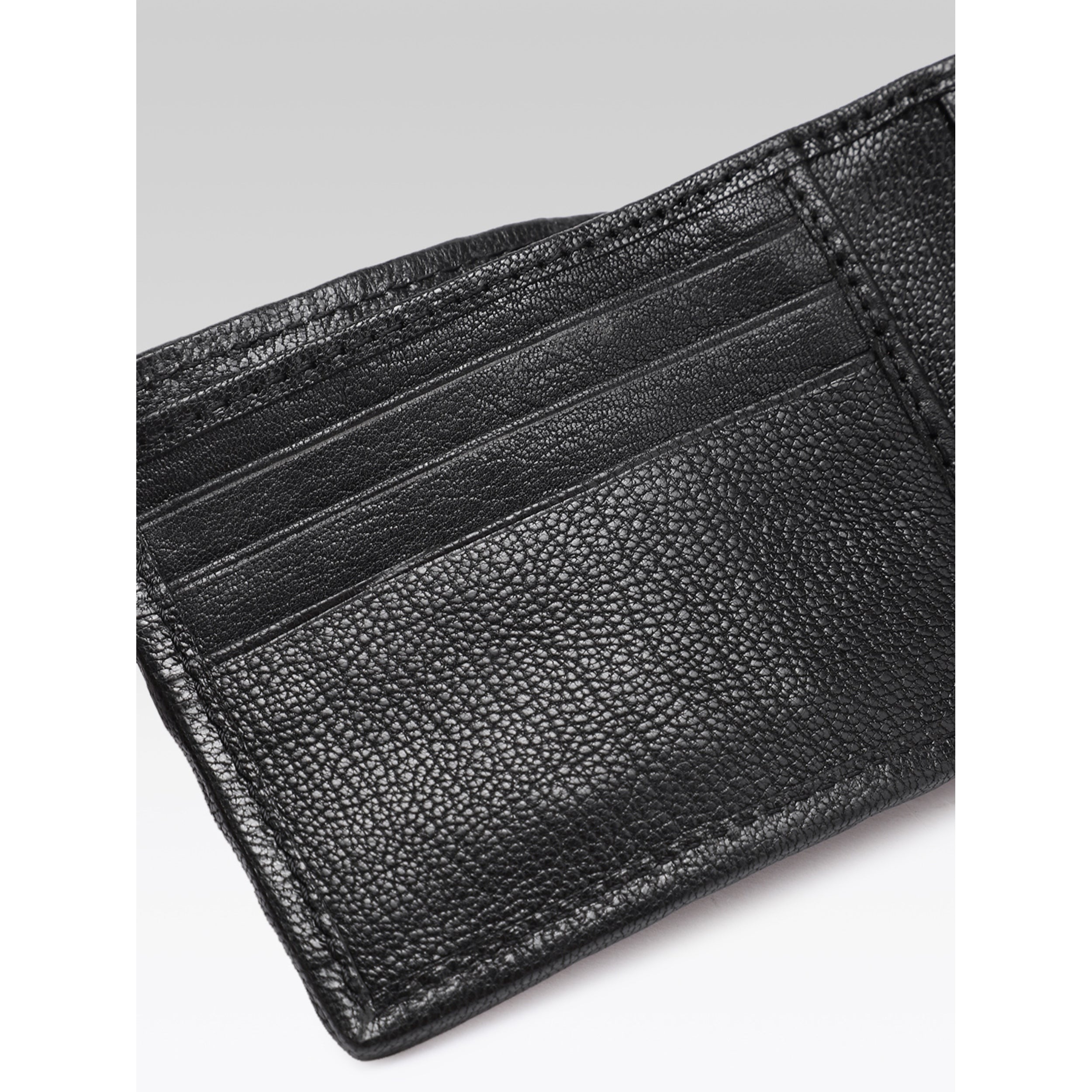 Premium Hand-Woven Leather Wallet with Coin Pocket & Multi-Card Storage by Celtic
