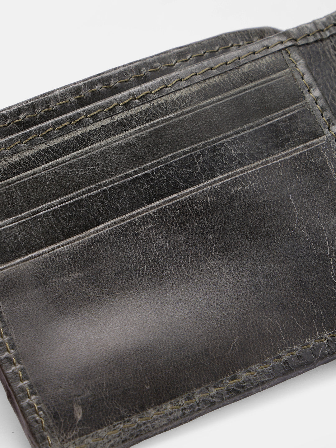 Premium Hand-Woven Leather Wallet with Coin Pocket & Multi-Card Storage by Celtic