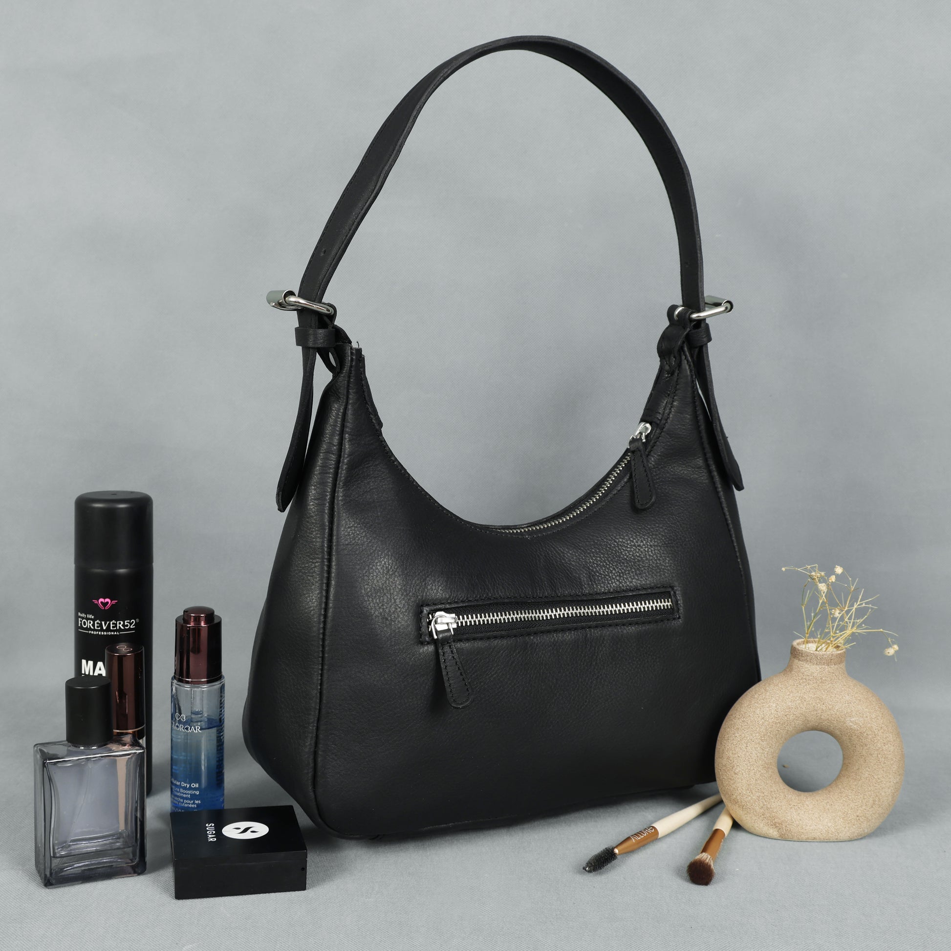 Black Leather Hobo Bag Stylish, Spacious & Versatile Everyday Handbag for Women.BG-1636