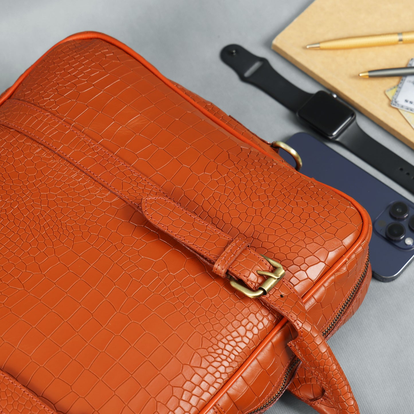 croco texture pure leather laptop bag for office use with holdall and shoulder strap, Art: BG-1701