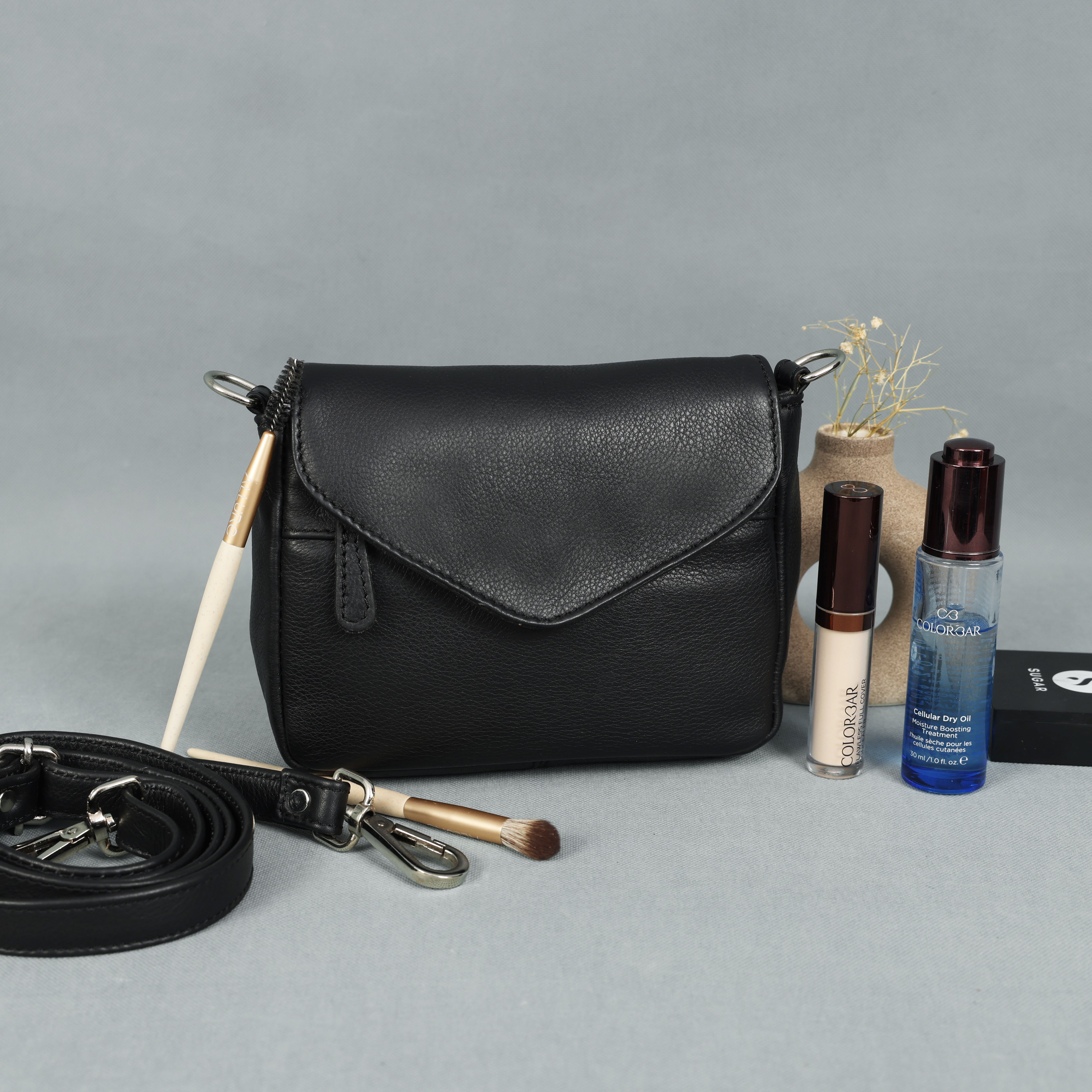 Black Leather Sling Bag with Detachable Strap Versatile Crossbody Bag.BG-1637