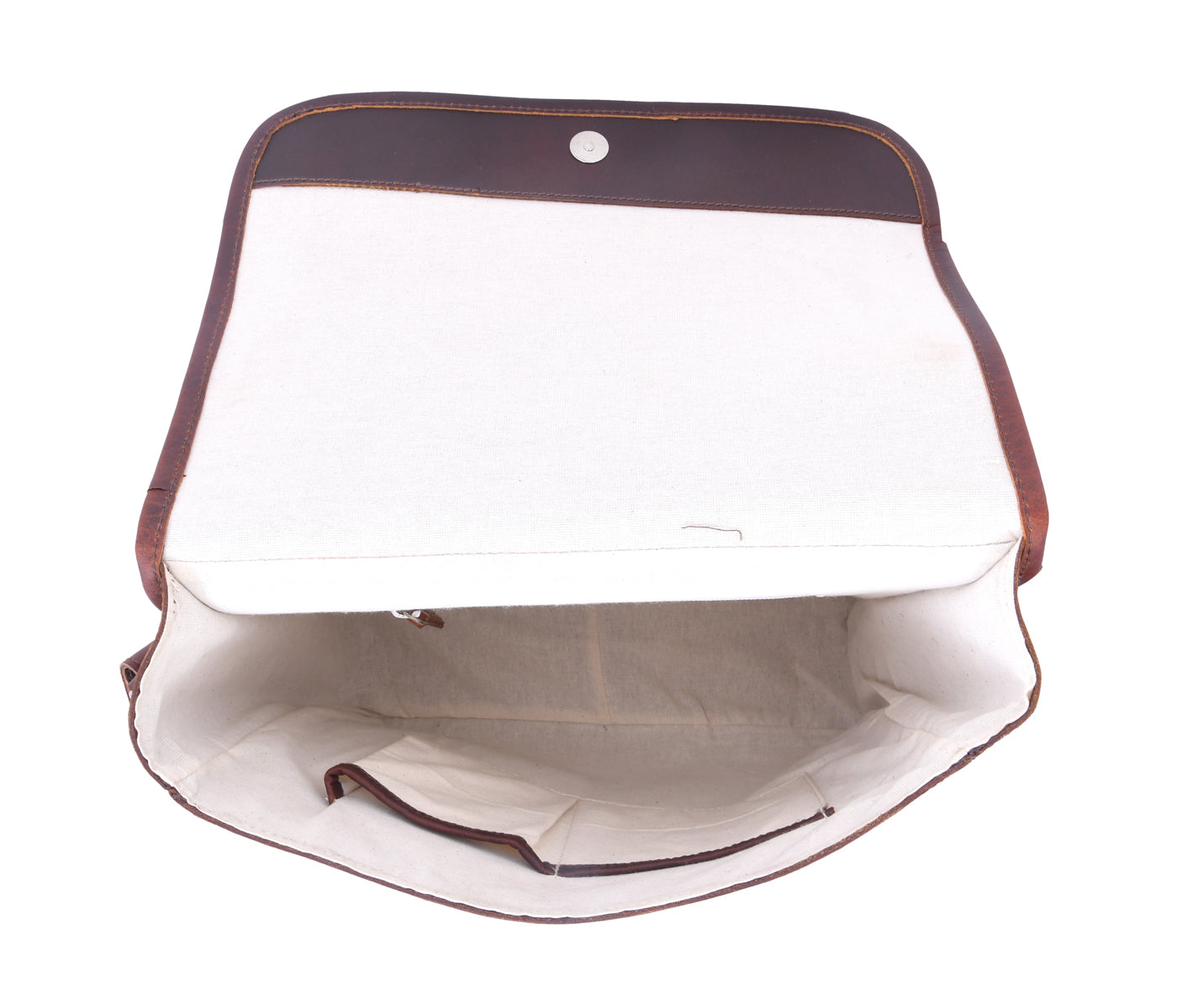 Classic Full-Grain Leather Crossbody Bag with Flap Closure for Everyday Carry