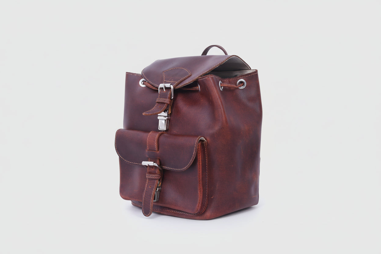 Elegant Brown Leather Backpack: A Timeless Fashion Statement. - CELTICINDIA