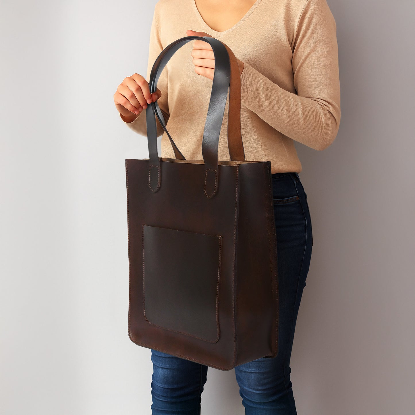 Elegance Redefined: Brown Leather Shopper Bag - Your Stylish Companion. Art: BG-1412