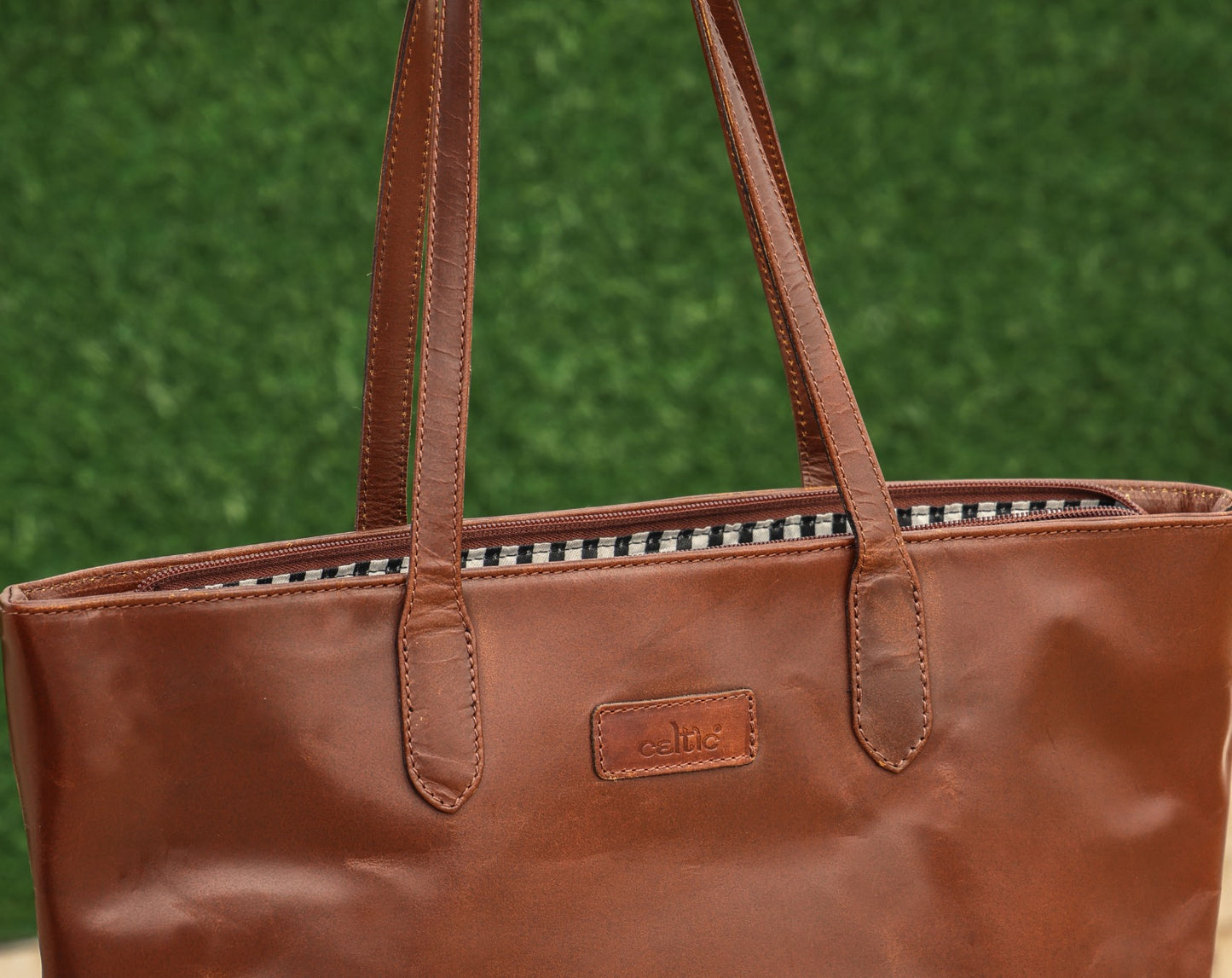 Luxurious Leather Tote Bags for Effortless Style and Everyday Sophistication. Art: BG-1596