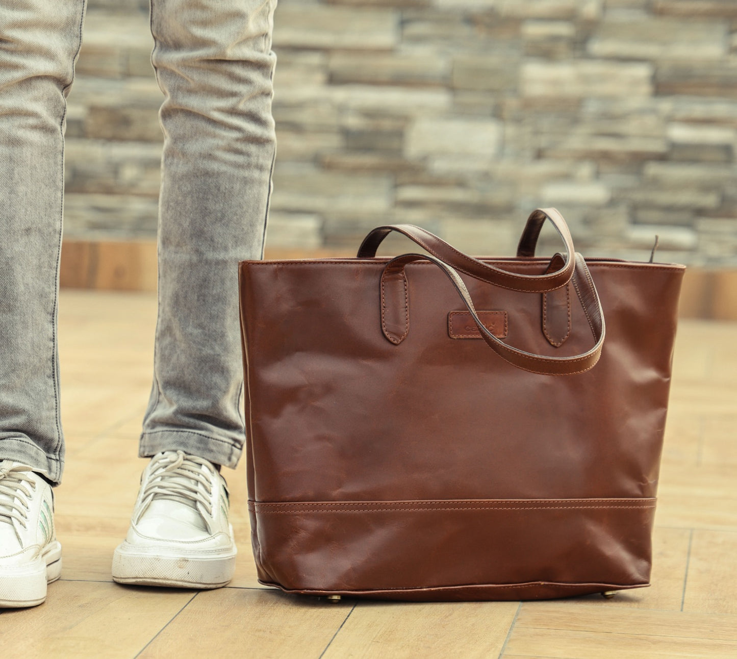 Luxurious Leather Tote Bags for Effortless Style and Everyday Sophistication. Art: BG-1596