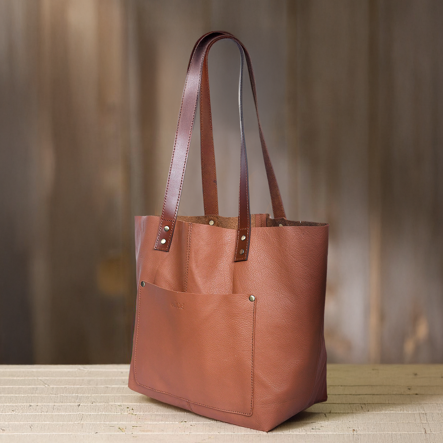 Timeless Elegance: Tan Leather Tote Bag. Art: BG-1547