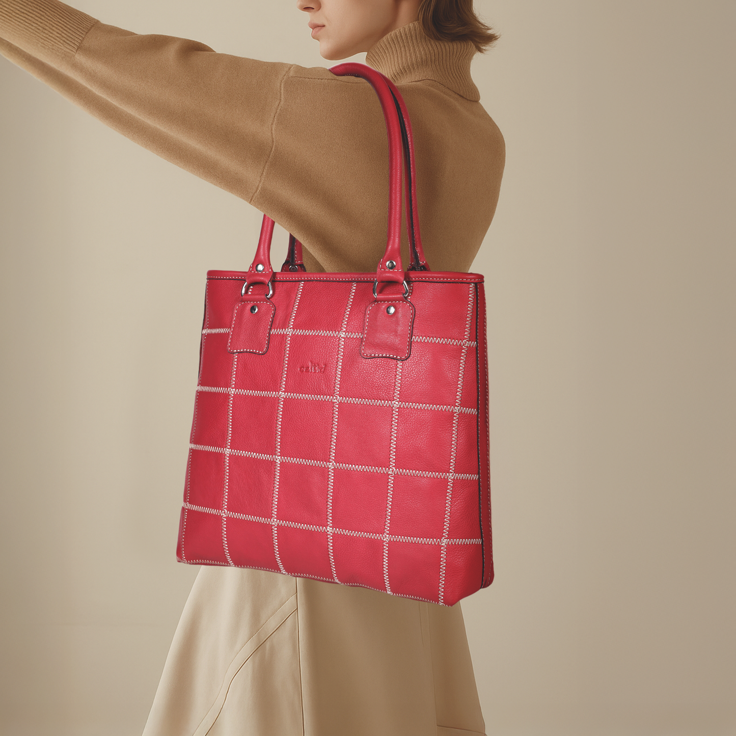 Radiant Red Elegance: Elevate Your Style with Our Striking Tote Bag Art: BG-1521-Z