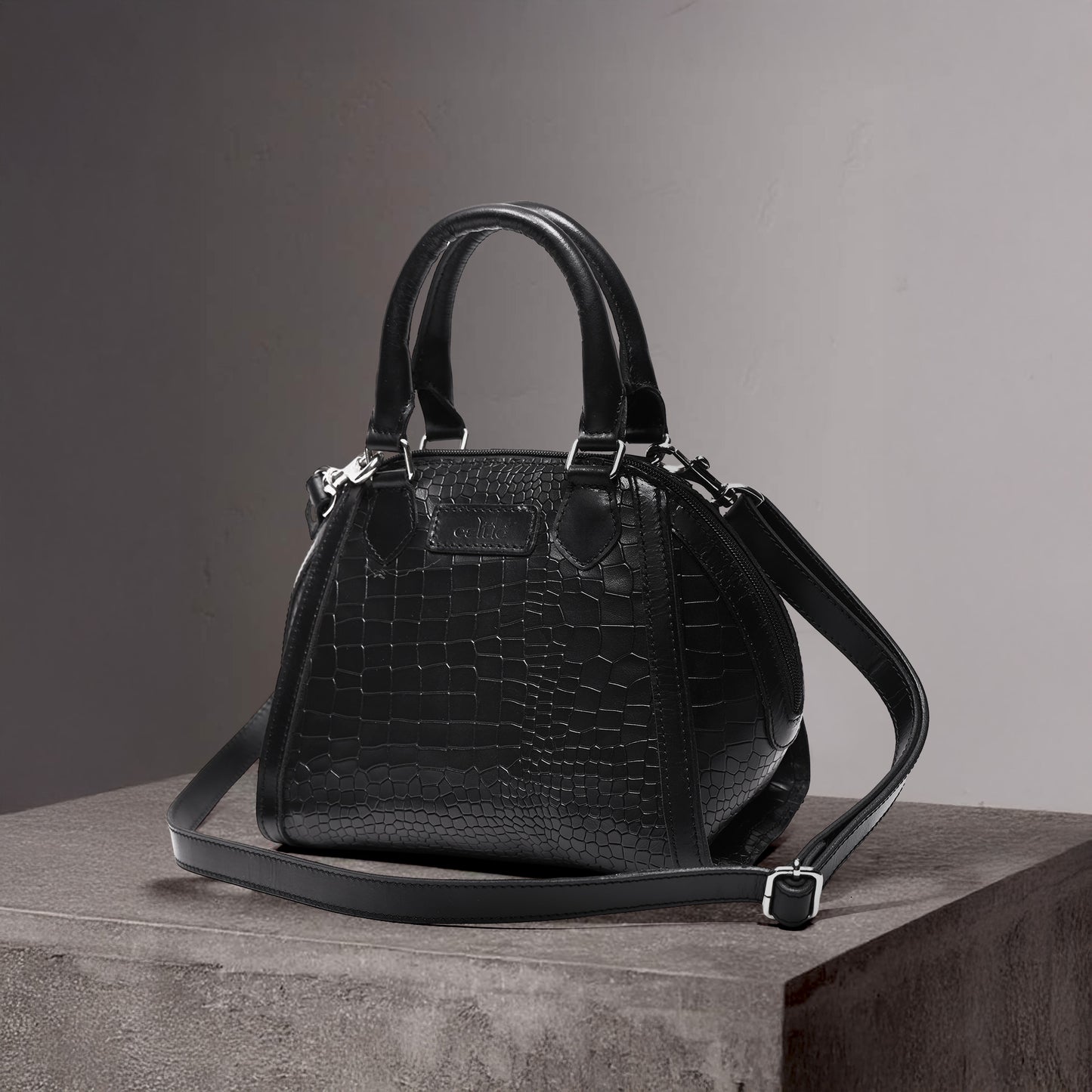 Cletic New Classic Leather Handbag with Detachable Sling Strap – Elegant & Versatile Art: BG-1597
