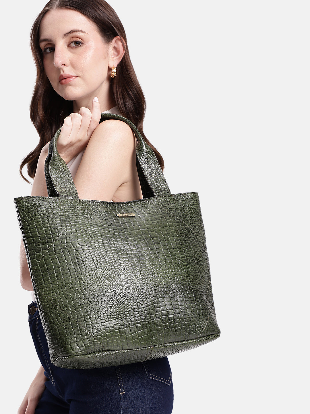 Croc-Texture Leather Tote Bag with Spacious Interior and Dual Shoulder Handles