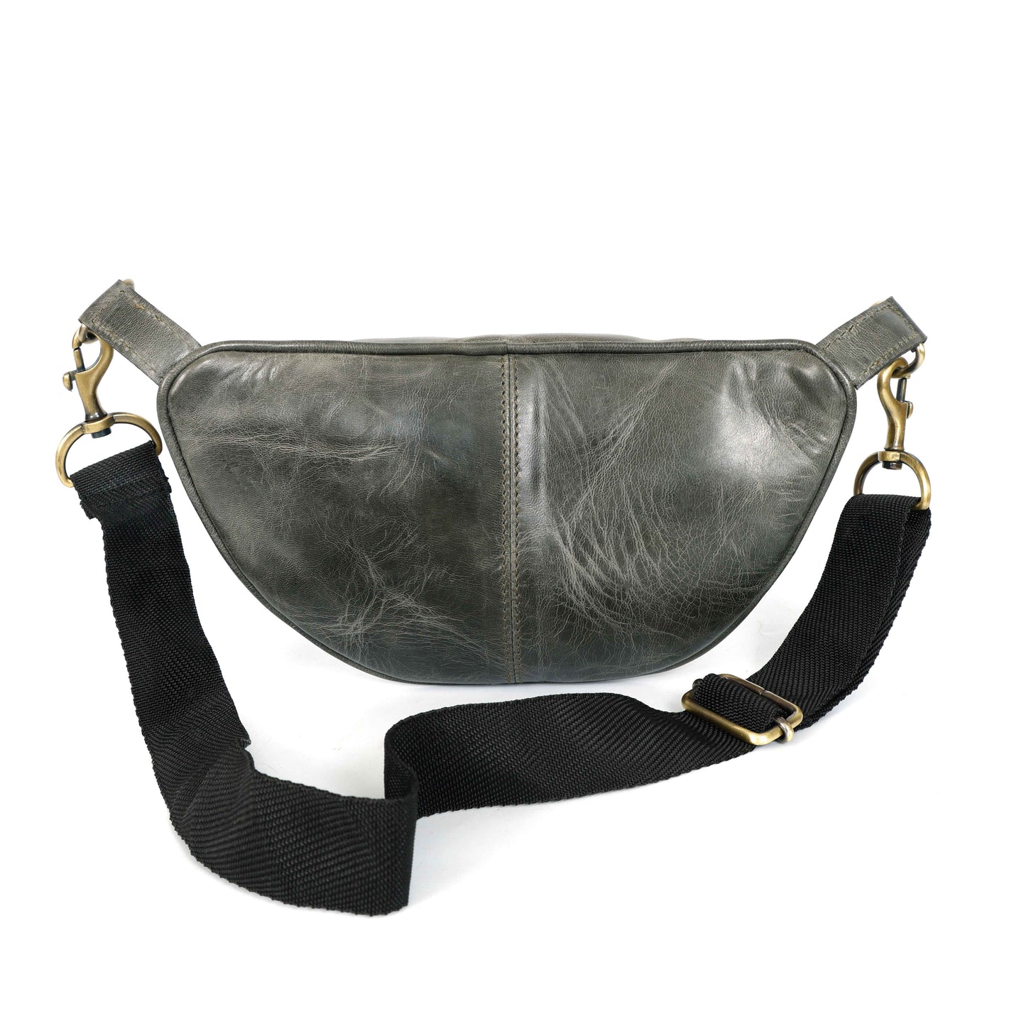 Celtic Leather Belt Pouch The Perfect Accessory for Easy Storage and Convenience. Art: BG-1281