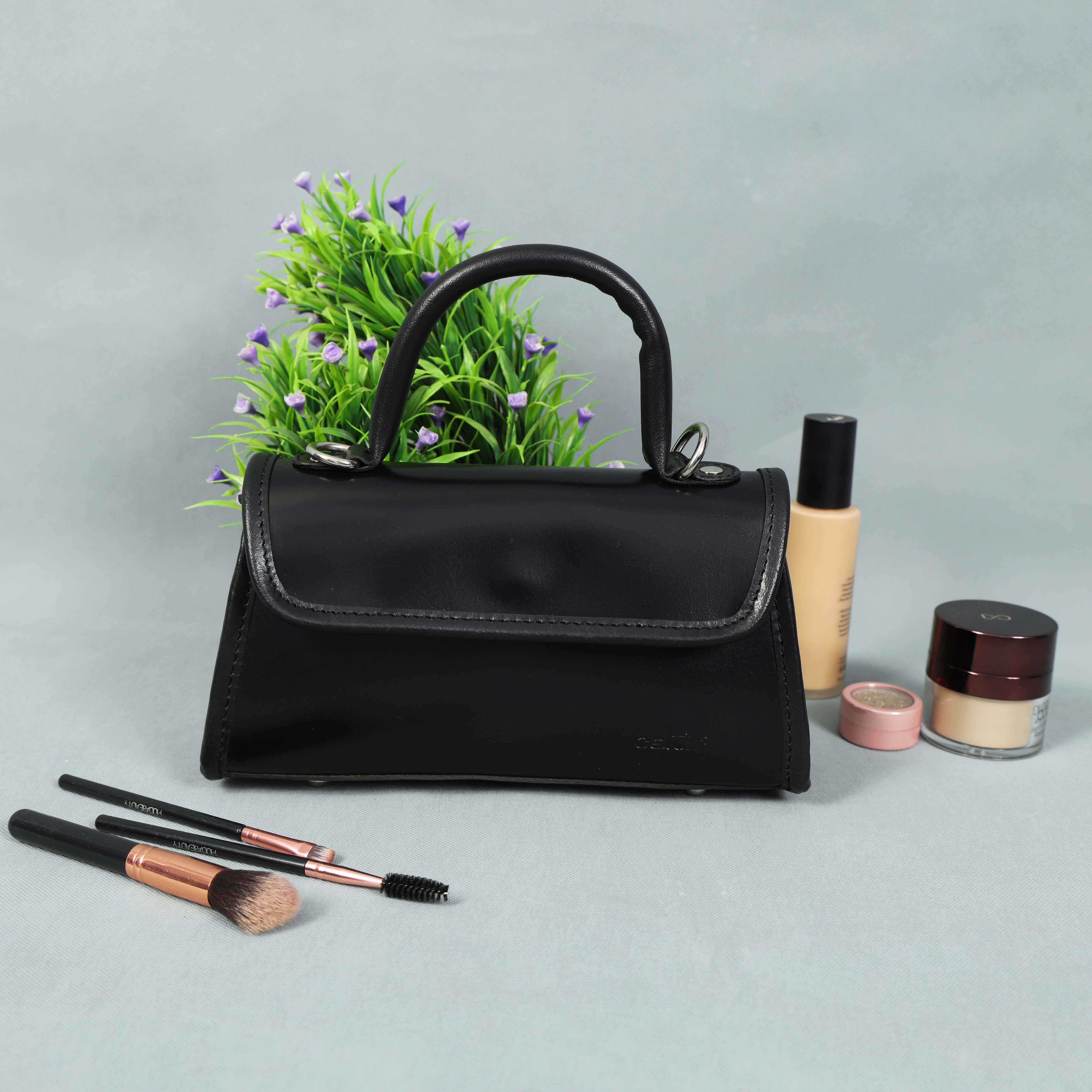  pure leather sling bag for girls and women with fabulous finish, Art: BG-1567