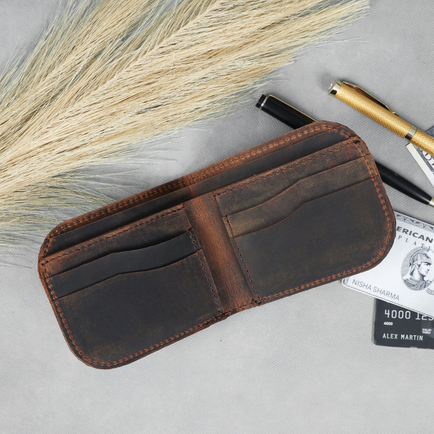 Dual-Tone Leather Wallet for Men – Bi-Fold Design Art-LA-1435