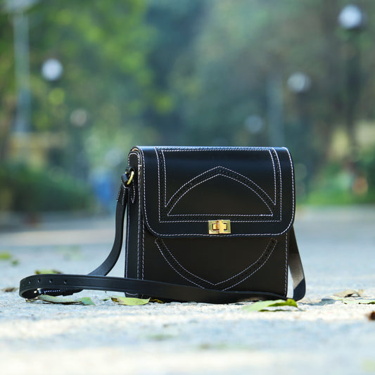 Stylish & Attractive Leather Bag - The Perfect Fashion Accessory  Art: BG-1366