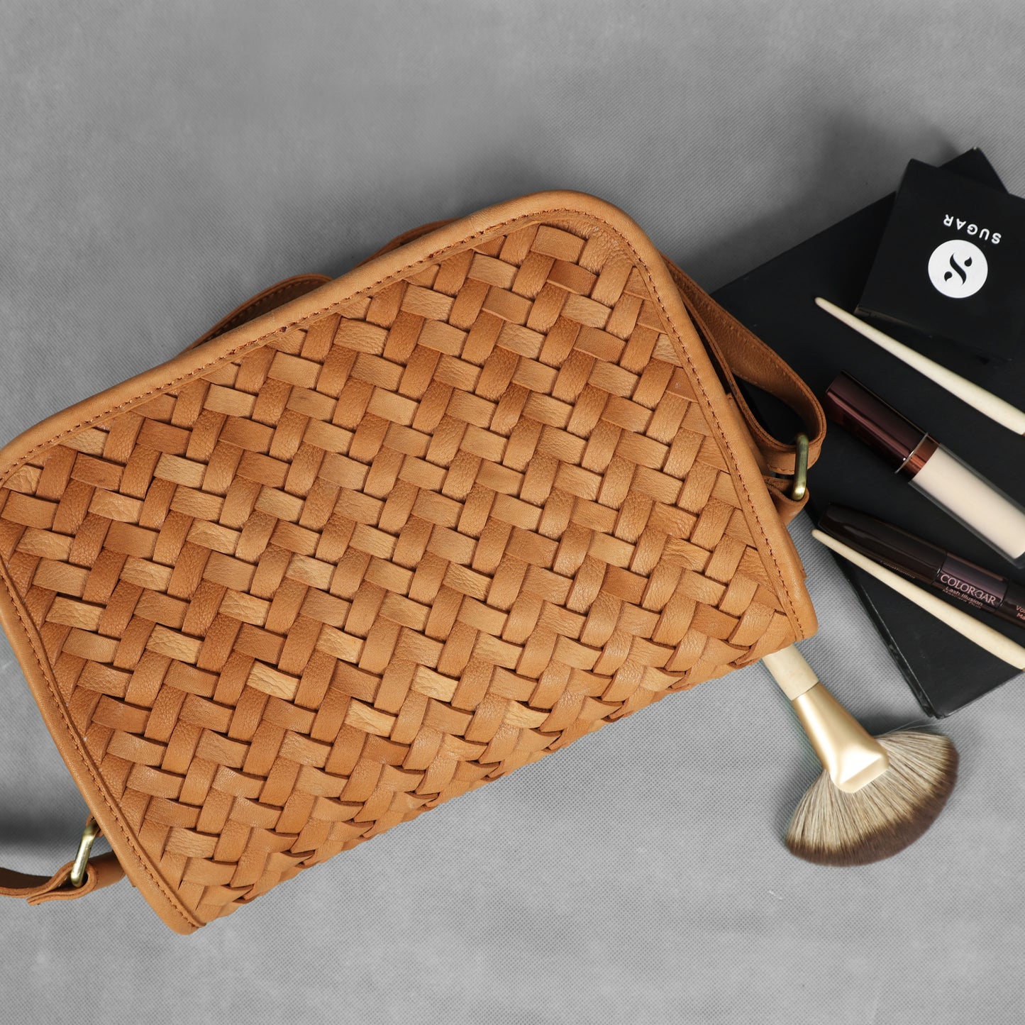 Elevate Your Style with our Brown Leather Sling Bag The Perfect Fashion Accessory. Art: BG-1640 - Default Title