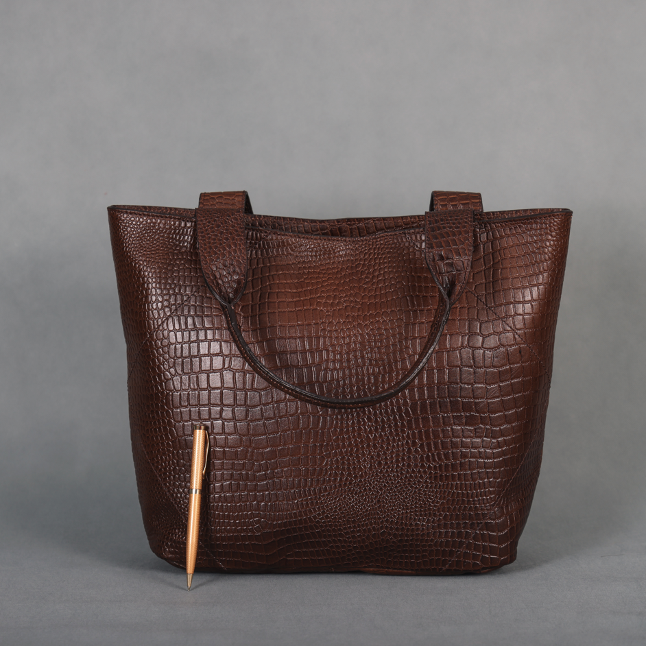 New  premium Elegance in Leather Tote Bag with Leather Accents. Art: BG-1387