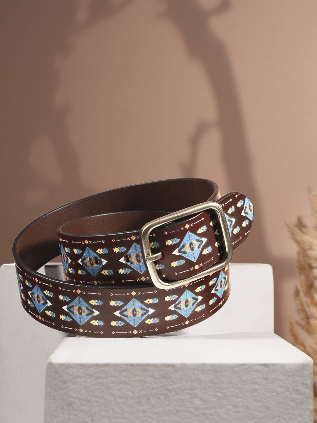 Unisex Handcrafted Tribal Pattern Leather Buckle Waistband Ethnic Style Durable Accessory.