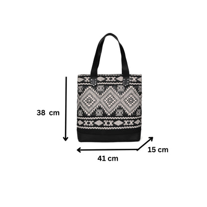 "Chic Simplicity: Your Essential Tote Bag for Everyday Style." Art: BG-1751