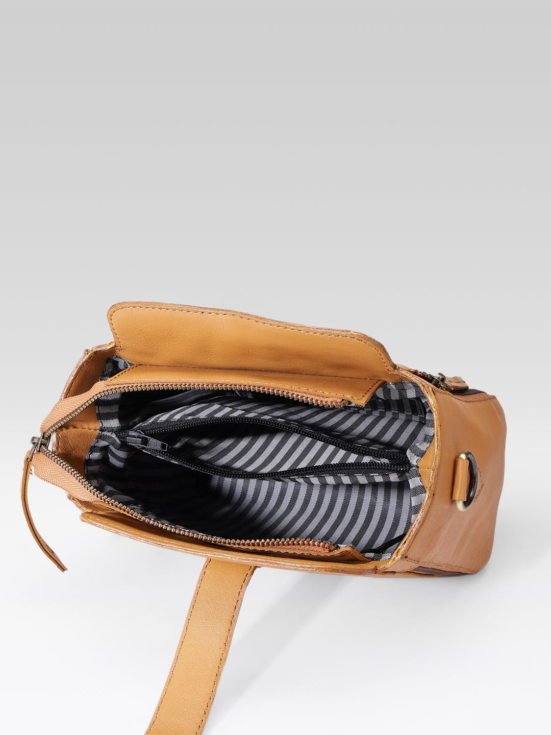 Premium Quilted Leather Shoulder Bag – Stylish Everyday Crossbody Handbag
