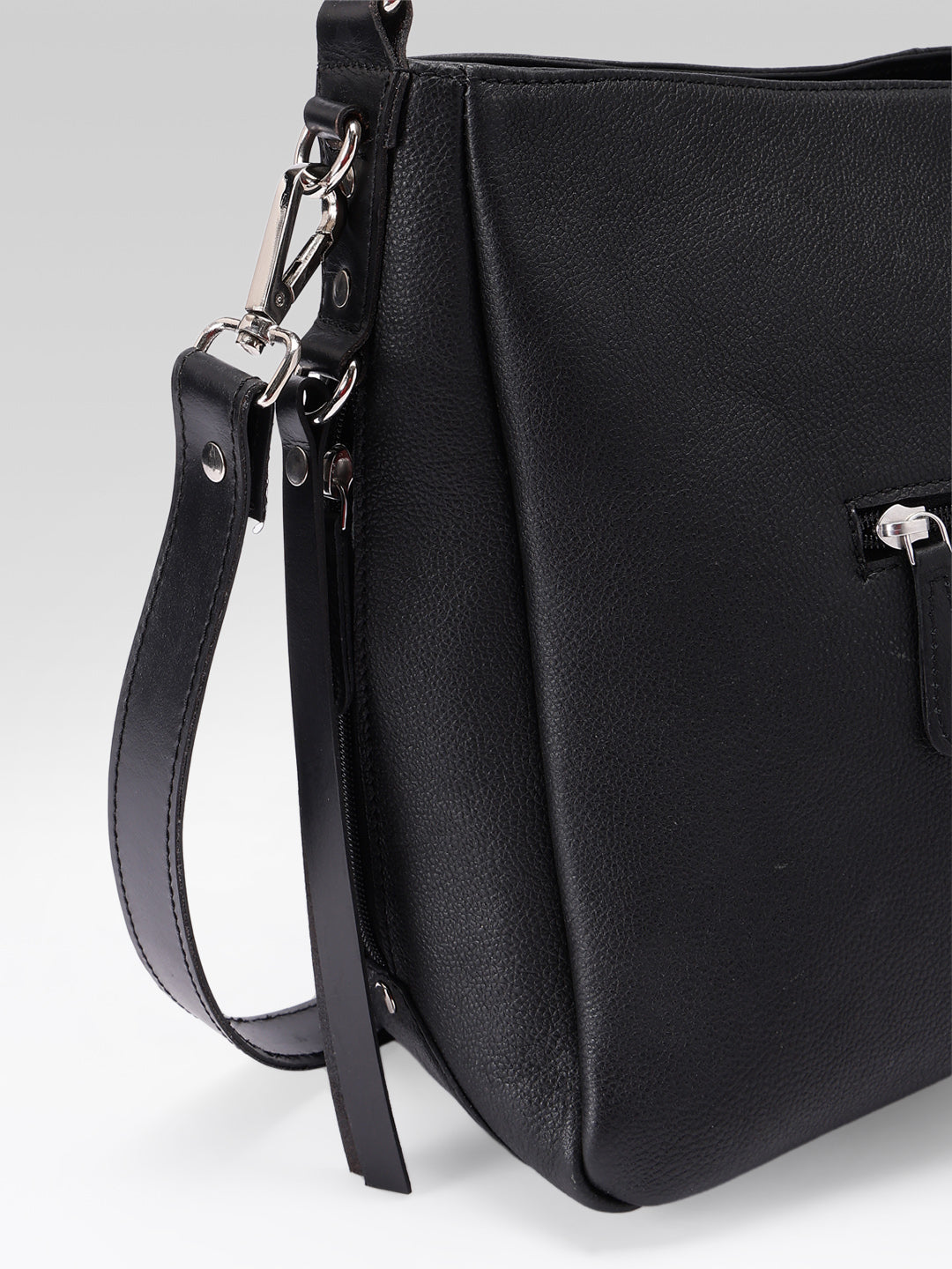 Premium Genuine Leather Black Shoulde tote  Bag with Minimal Silhouette and Zip Closure
