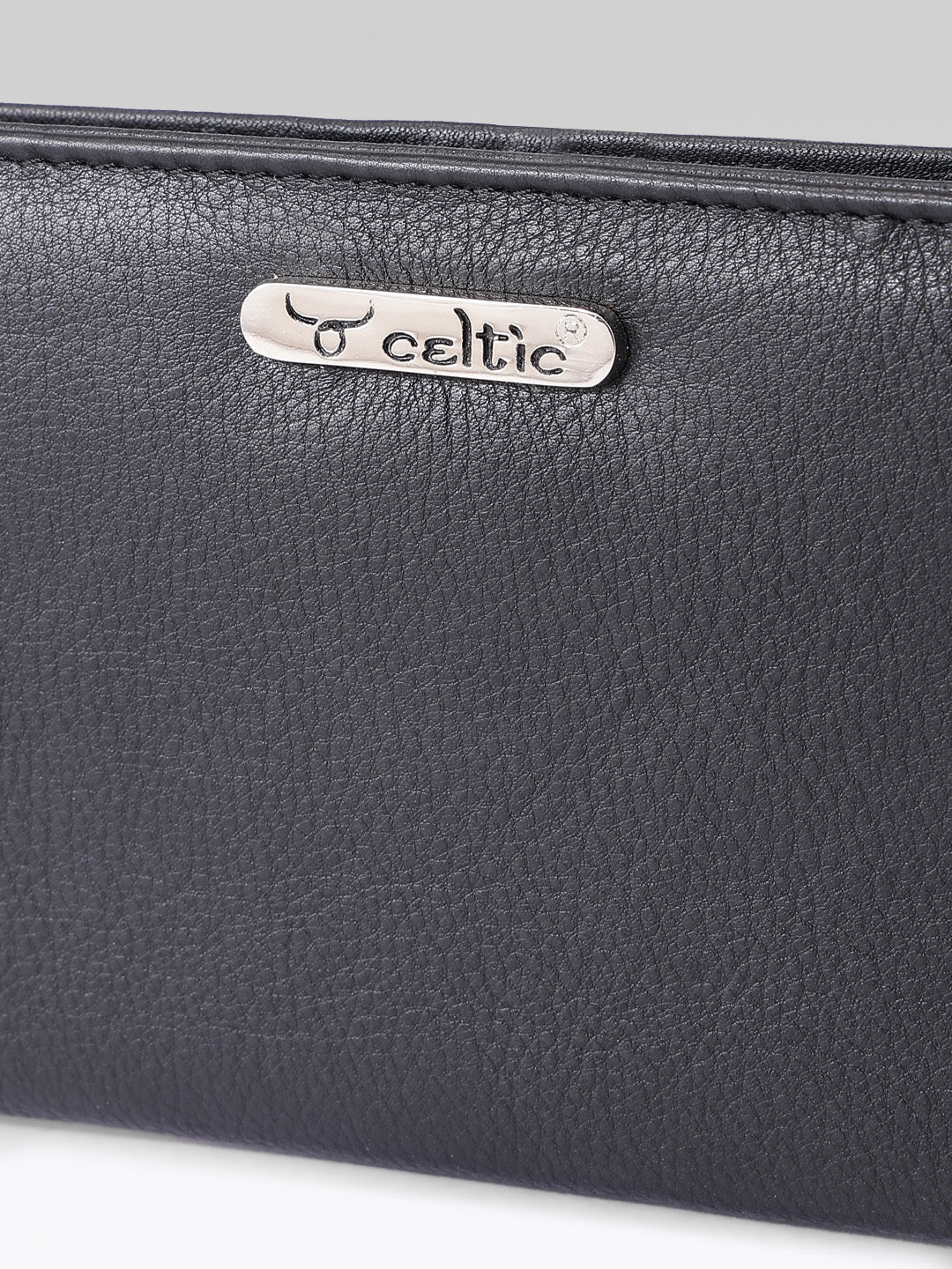 Stylish Ladies' Black Clutch - Timeless Elegance and Versatility