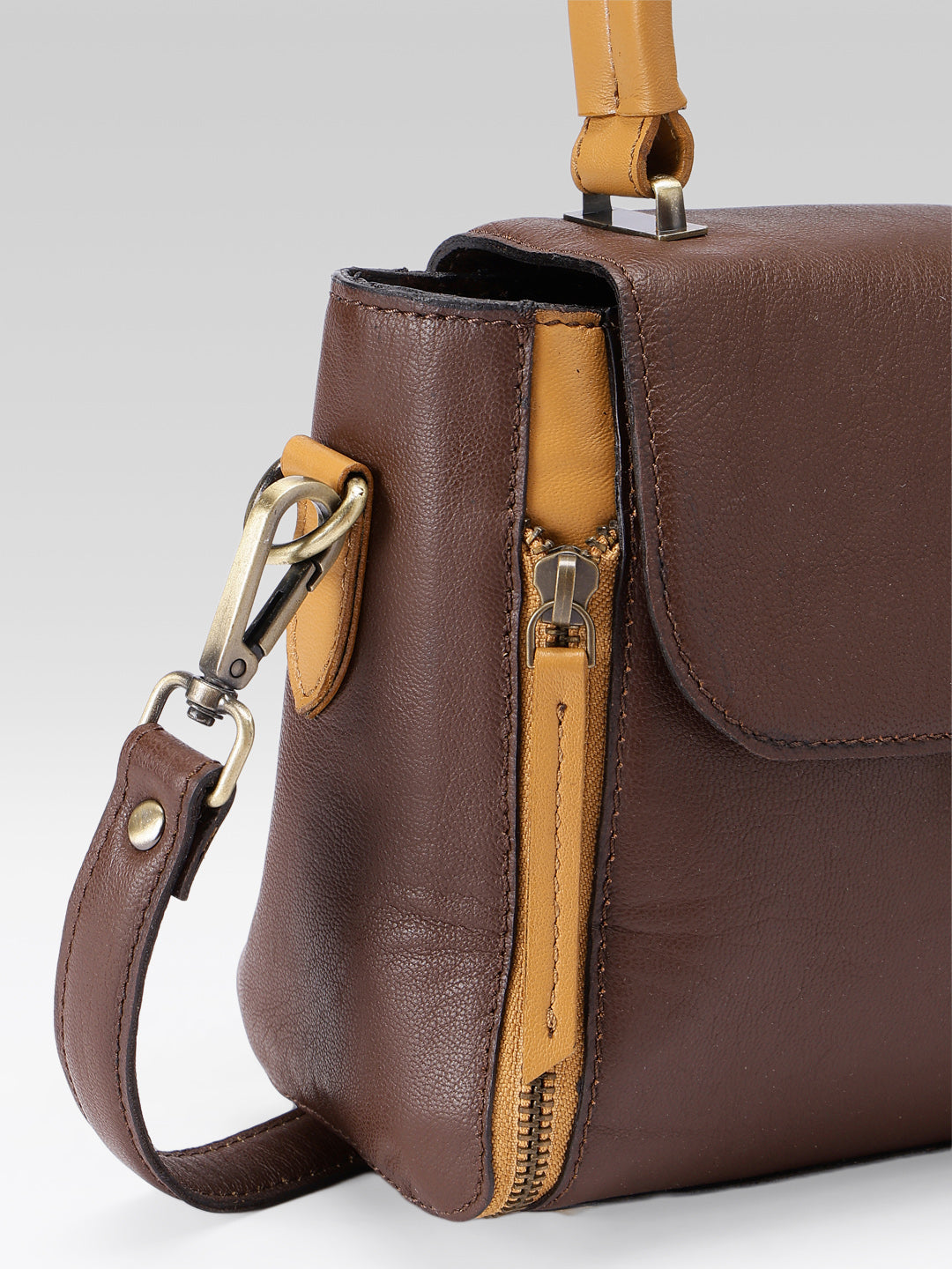 Premium  Leather Hand & Shoulder Bag with Detachable Stap for Women
