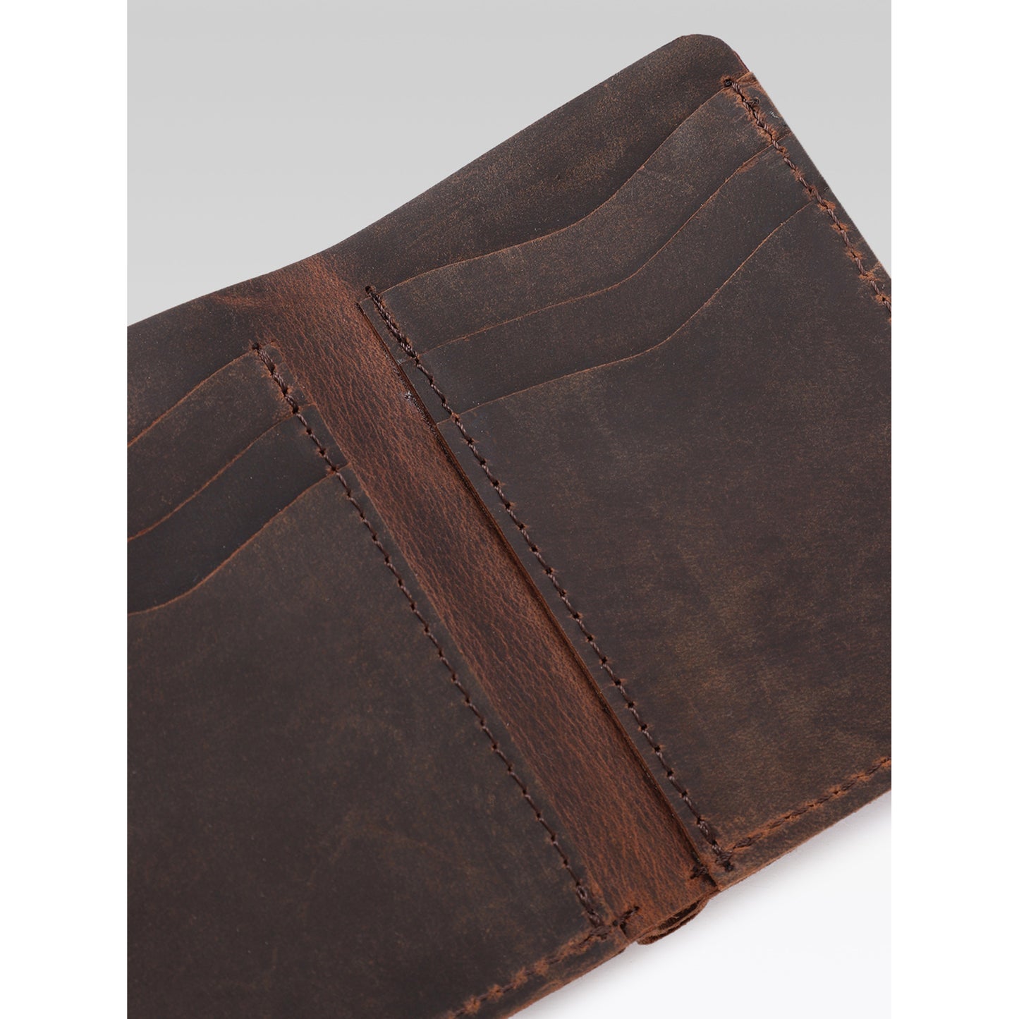 Premium Vintage Leather Trifold Wallet | Stylish Slim Card Holder for Men with Multiple Slots