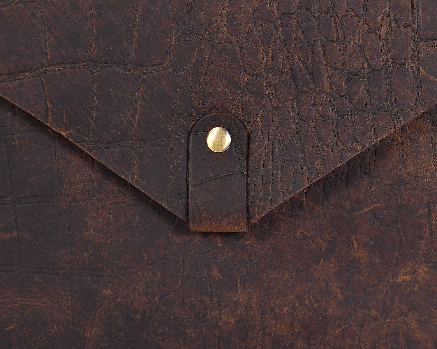 Vintage Croc-Textured Brown Leather Crossbody Sling Bag