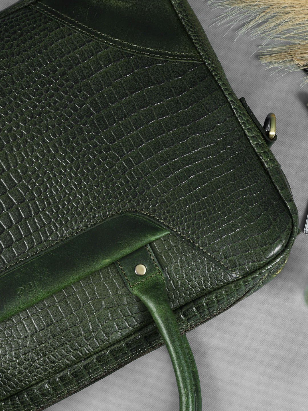 Premium Genuine Leather Messenger Bag in Croco Texture with Zip Closure