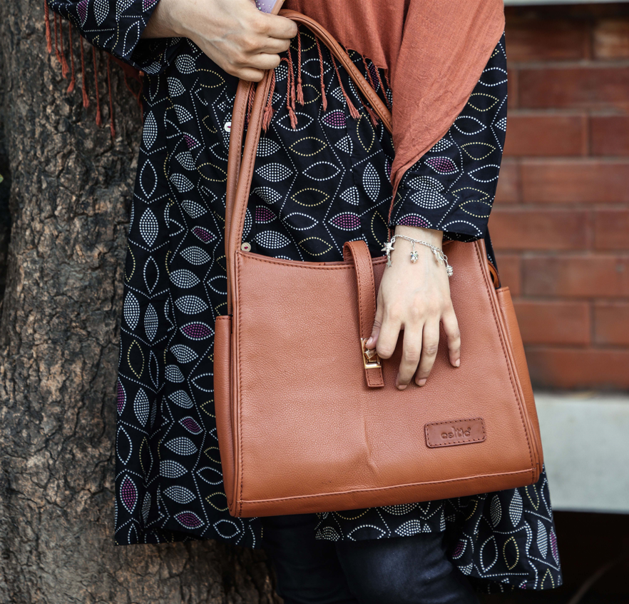Premium Leather Shoulder Handbag with Lock Closure, Zip Compartments