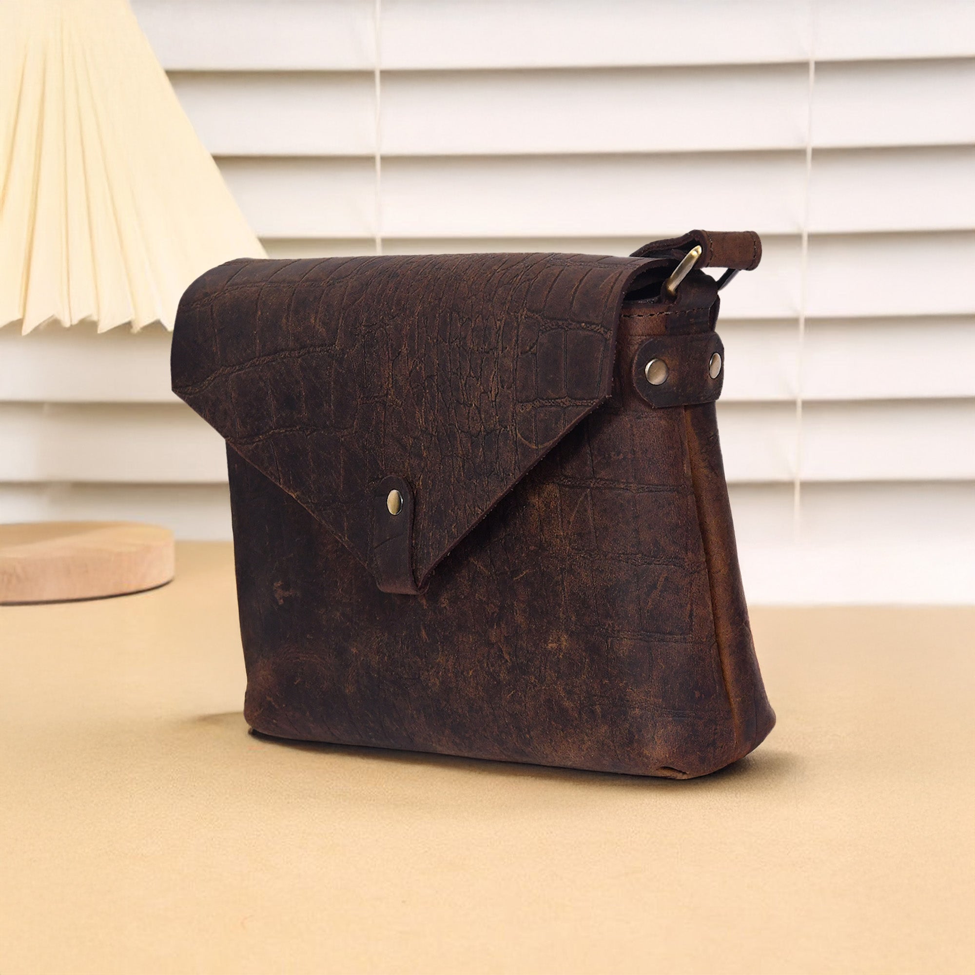 Vintage Croc-Textured Brown Leather Crossbody Sling Bag